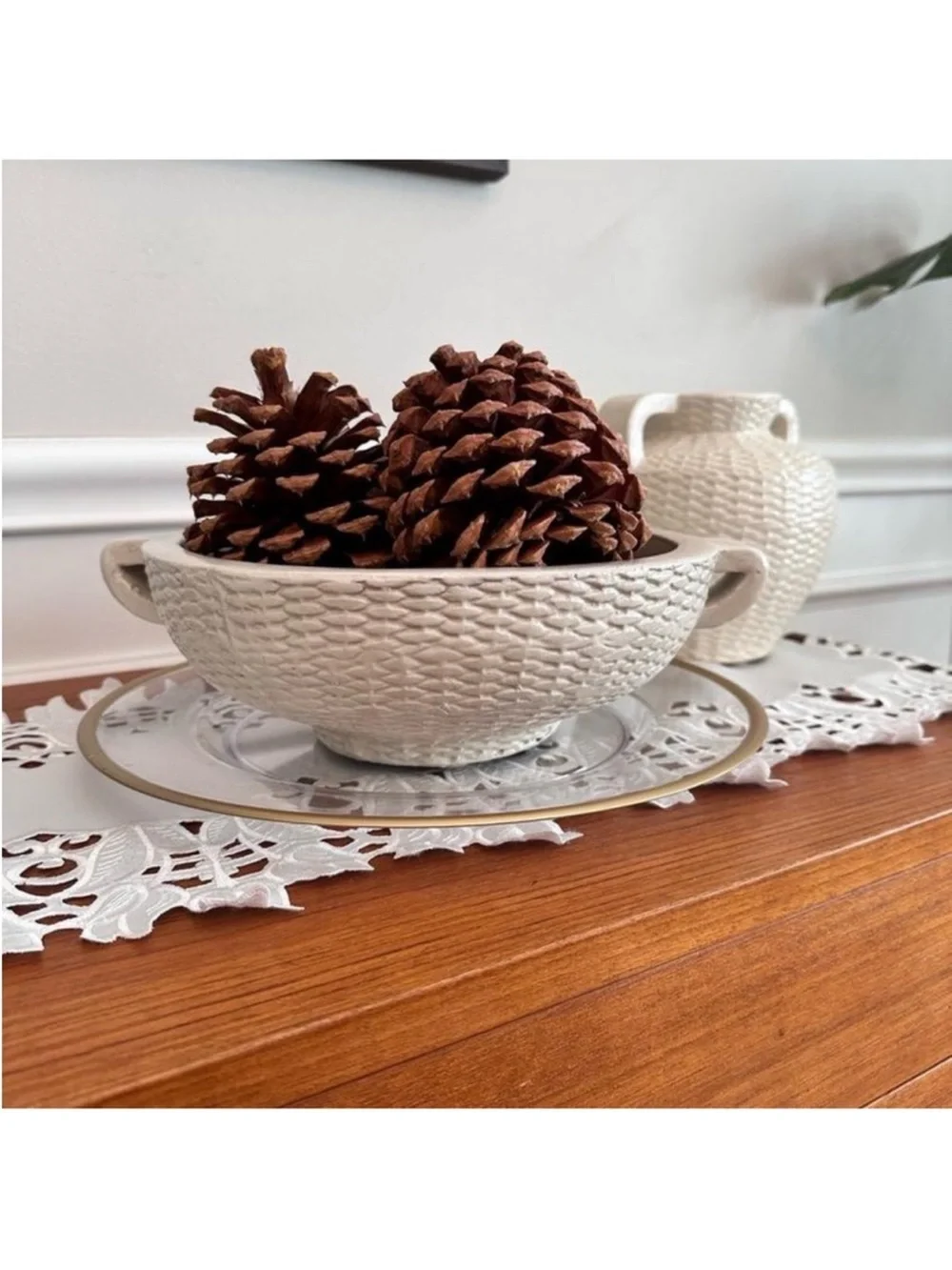 NWT Threshold x Studio McGee Haile Cream Ceramic Serving Bowl with Handles